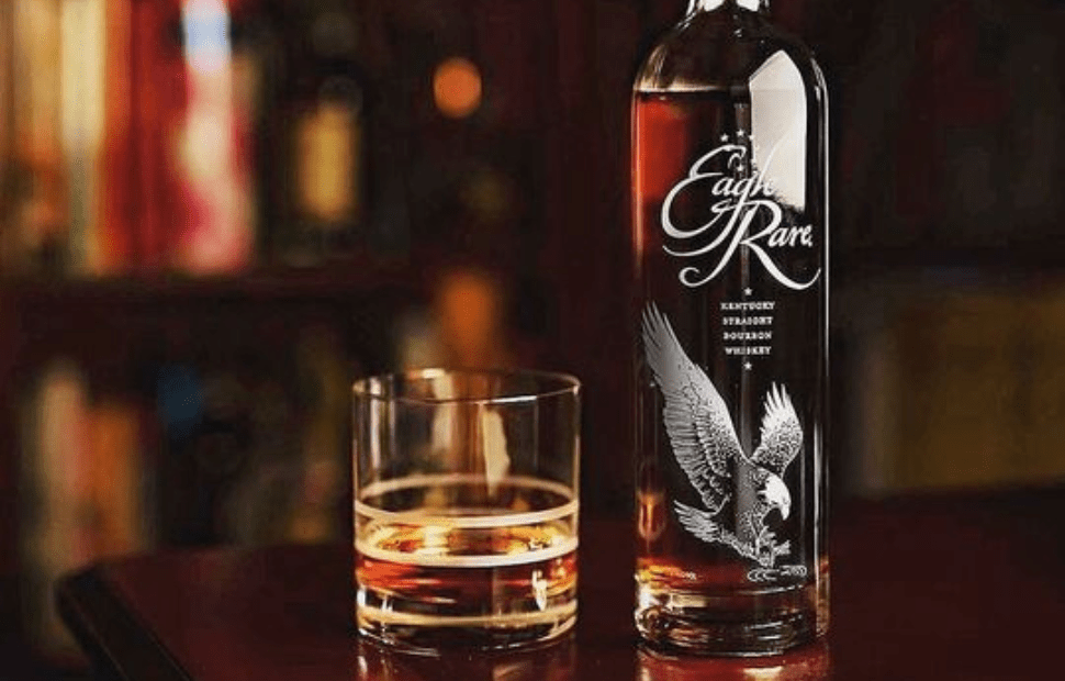 Revisión de whisky: Eagle Rare 10 años